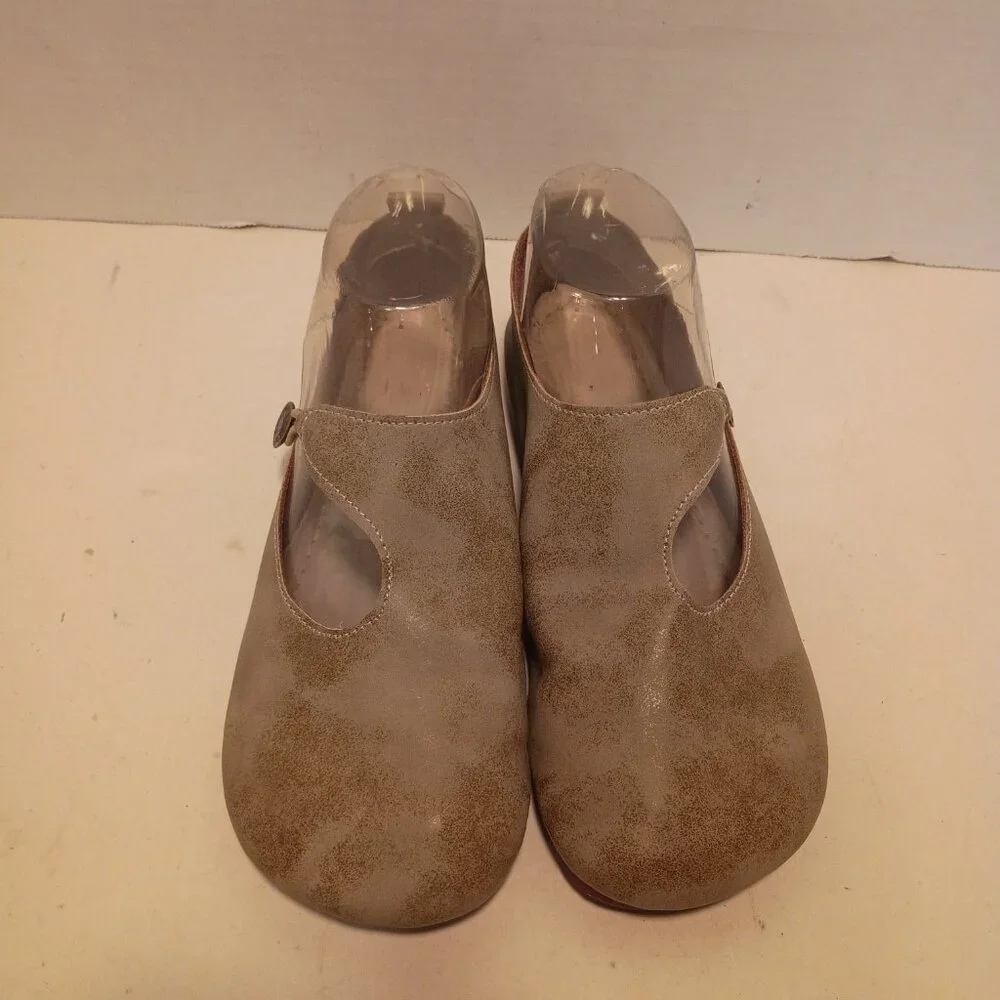 MiniInTheBox Women's Sz 8US/38EU Tan Leather Mary Jane Flats - Picture 4 of 11